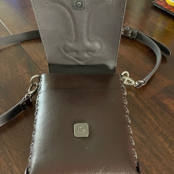 Beautiful handmade one of a kind! Bag itself is in excellent condition! - Picture 12 of 16